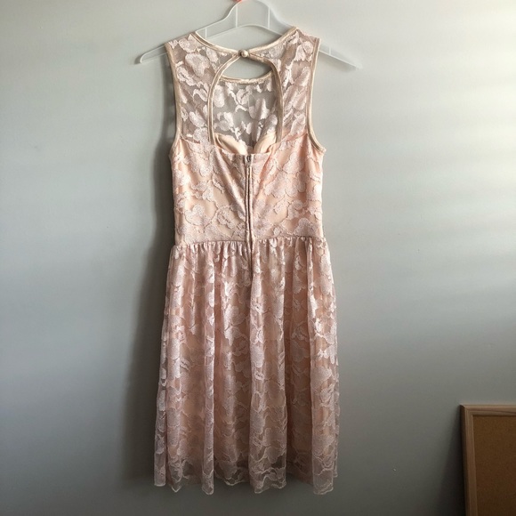 formal dress - Picture 2 of 3